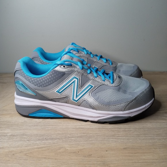 New Balance 1540v3 Gray Blue Running Walking Shoes Casual Women Size 9.5 Wide 2E - Picture 1 of 11